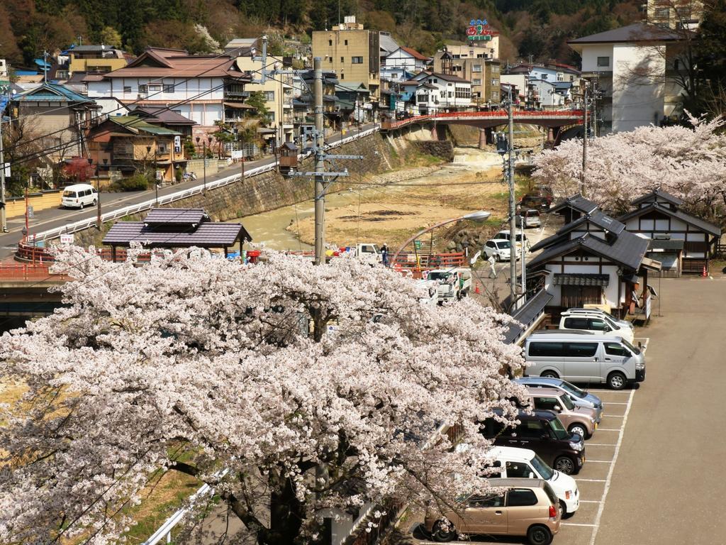 Hotel Yamatoya à Yamanouchi  Extérieur photo