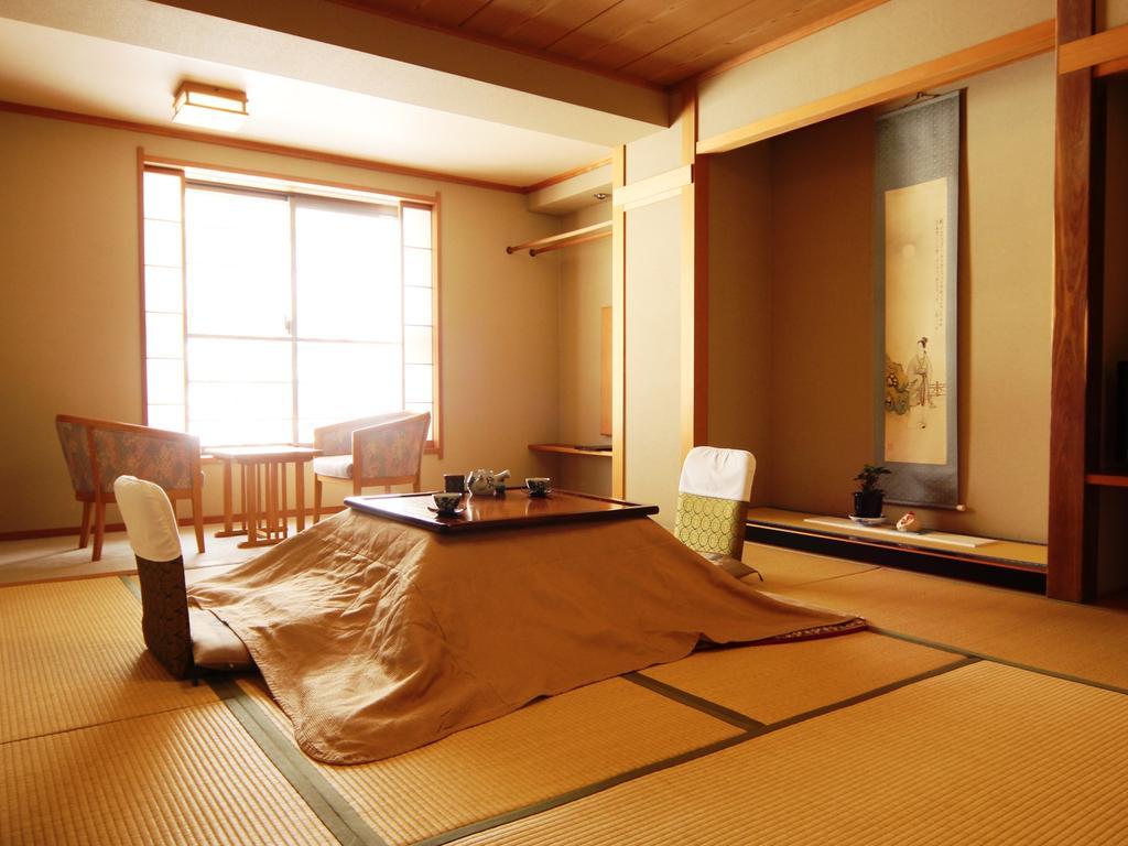 Hotel Yamatoya à Yamanouchi  Extérieur photo