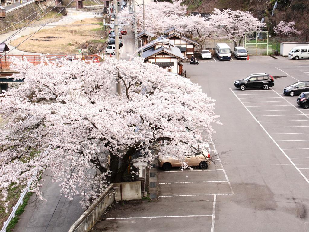 Hotel Yamatoya à Yamanouchi  Extérieur photo