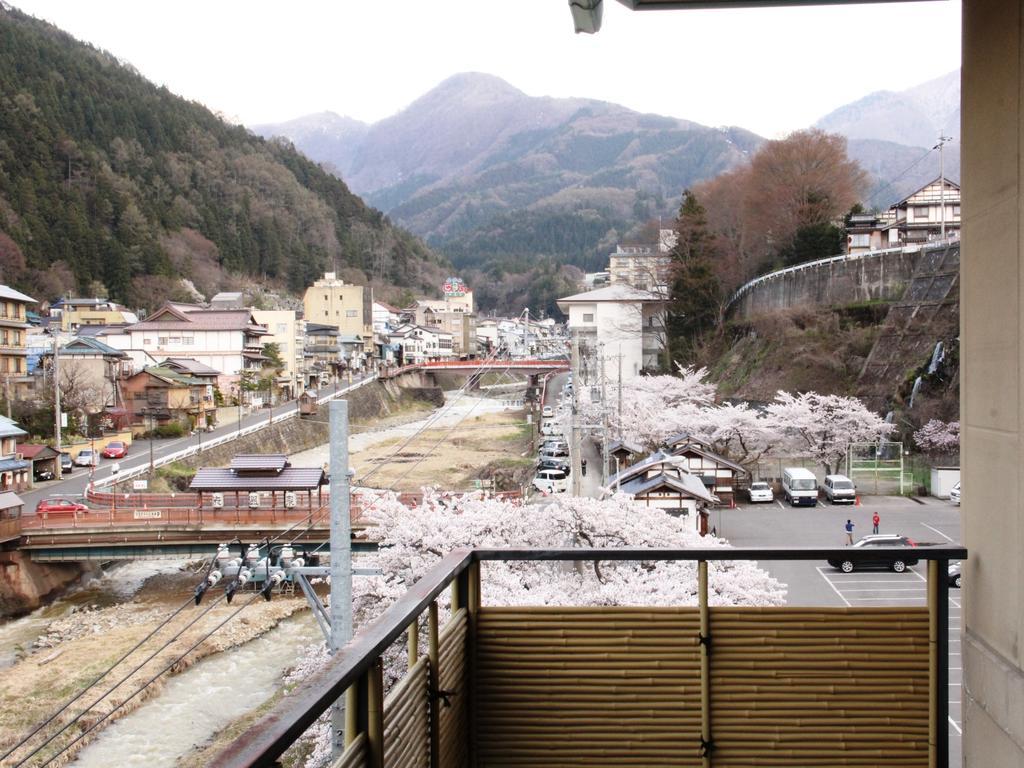 Hotel Yamatoya à Yamanouchi  Extérieur photo